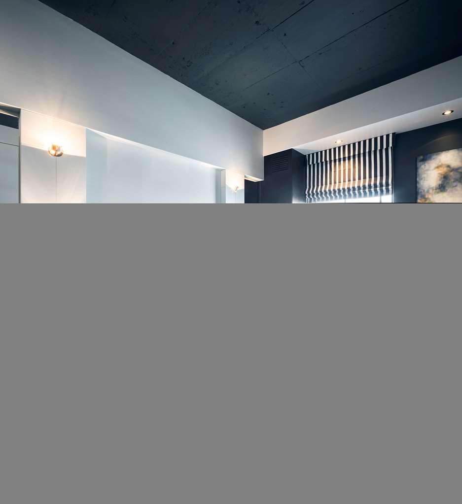 ホテル オテル アルト ケベック ケベックシティ 部屋 写真